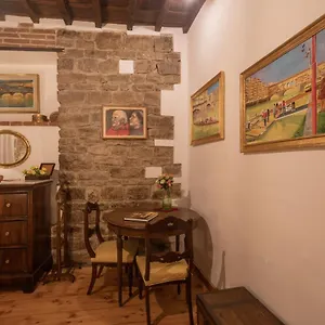 https://boutique-ponte-vecchio.it-tuscanyhotel.com